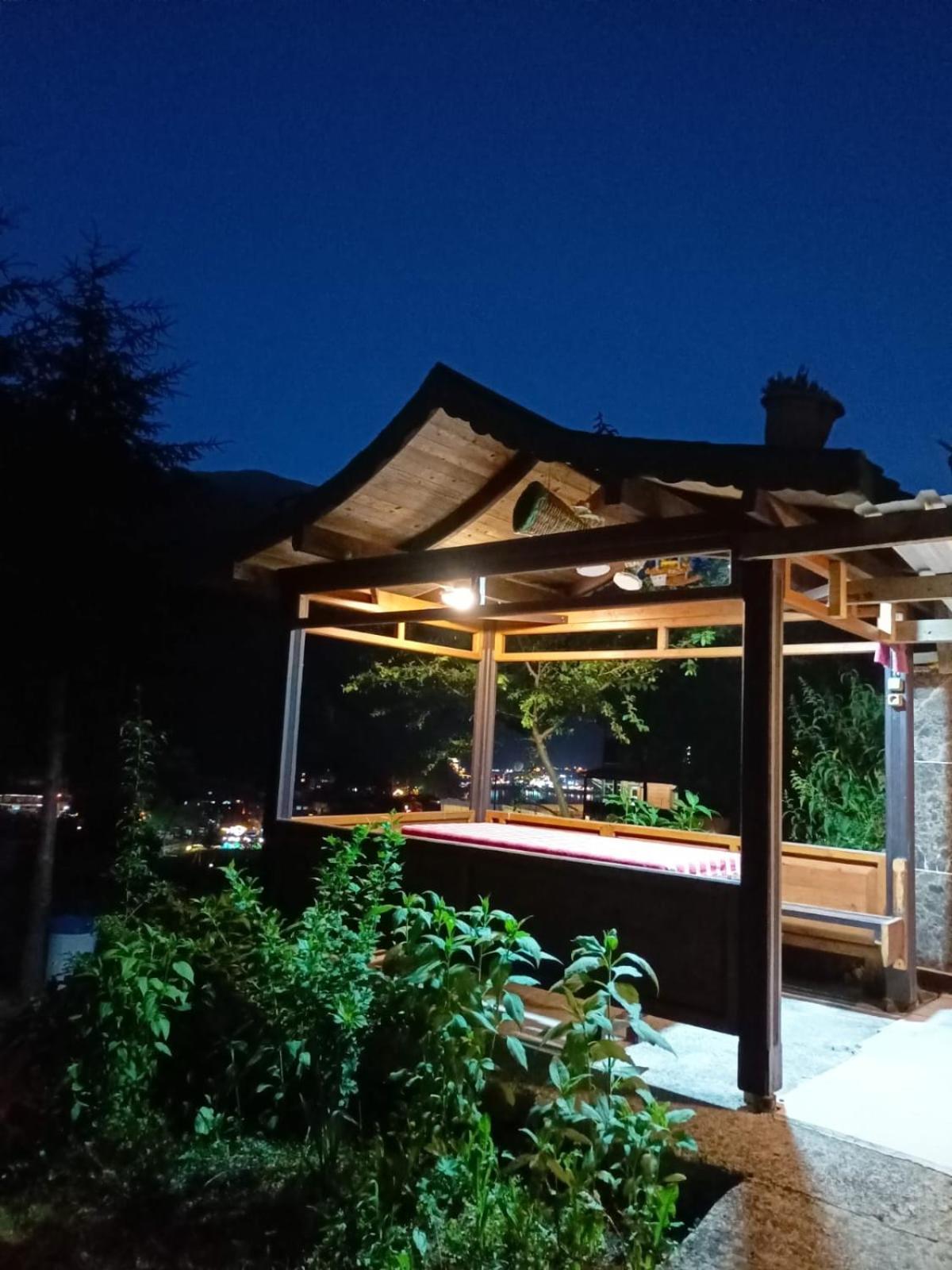 Zeren Pansiyon Kamalac Exterior foto